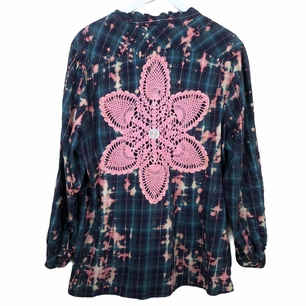 Cierra Lauren Custom Bleach Dye Button Up Shirt Crochet Floral Back